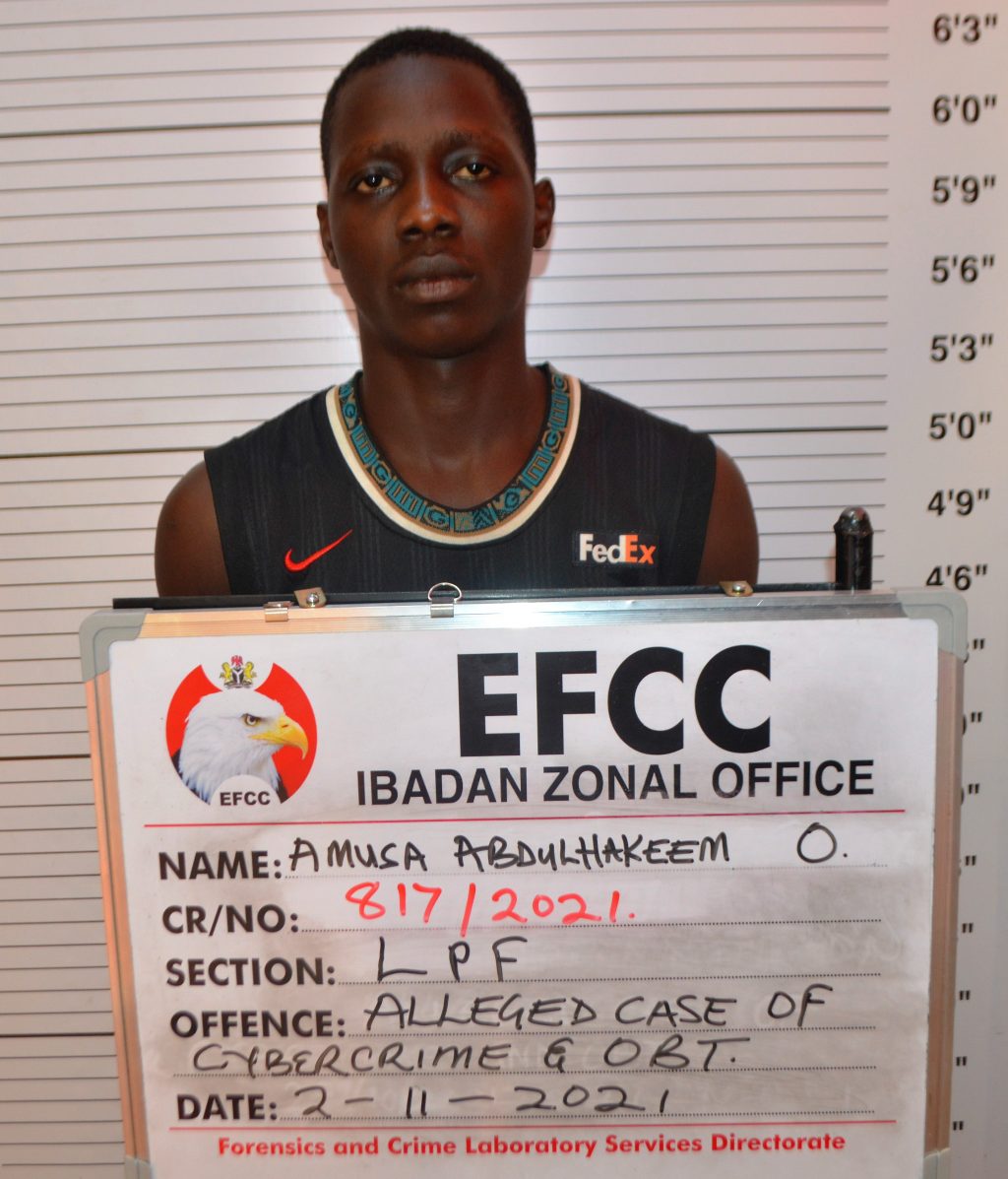 AMUSA ABDULHAKEEM O