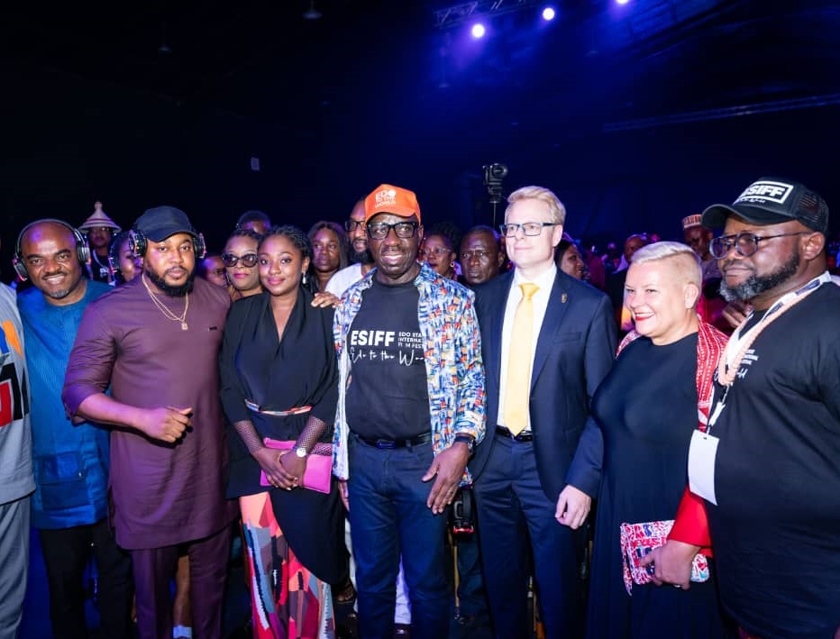 1. Governor of Edo State, His Excellency, Godwin Obaseki, Tobias Wolfgarten, Yvonne Jegede, Rex Nosa, Lancelot Imasuen, Emeka Rollas at the Ope