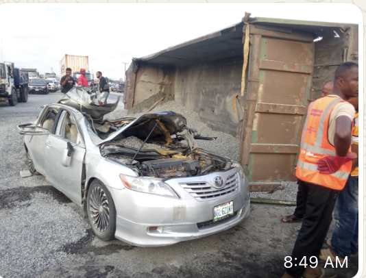 3953433B-652C-4F33-BE81-6874A65E7CF7