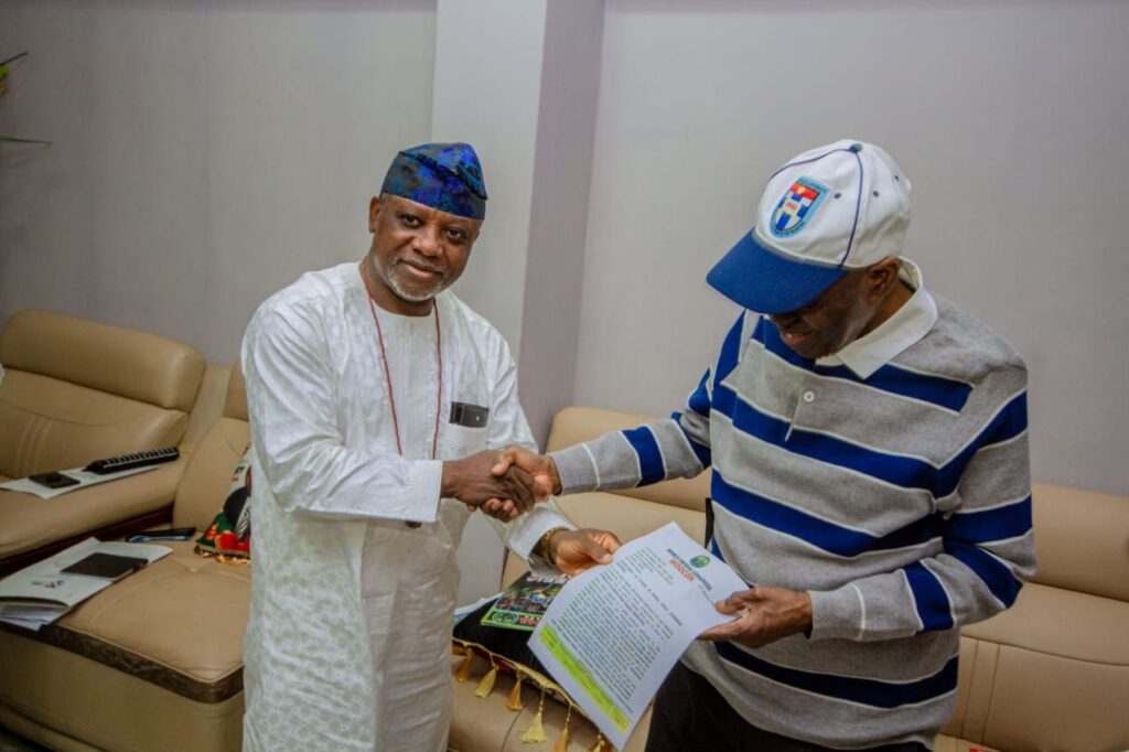 2347b683-4446-4726-9596-e7caaf86210b