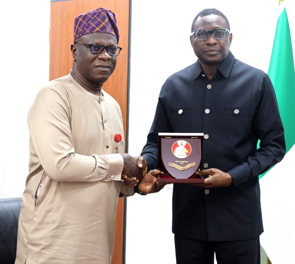 6A331623-7DED-448D-868E-88FC3885C4A9