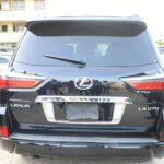 POLICE INTERCEPTS SUV WITH CONCEALED PRESIDENCY NUMBER PLATE, COMMENCE INVESTIGATION